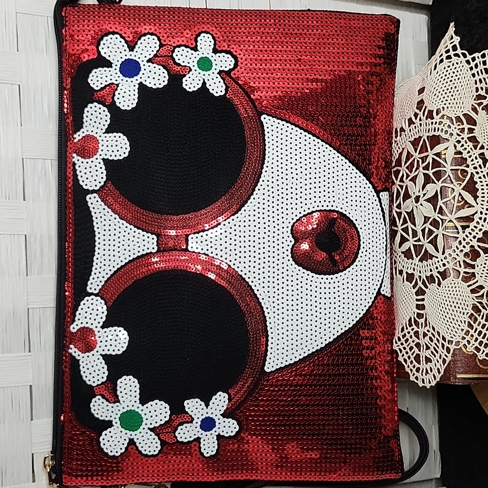 👉*NWOT* AWESOME RED SEQUINED CLUTCH/ CROSSBODY BAG ~WOMAN W/ SUNGLASSES